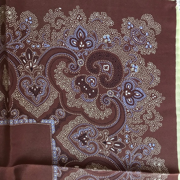 Cerruti Brown Geometric Floral Printed Silk Square Scarf - Made in Italy - Picture 4 of 5